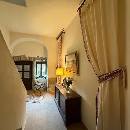 Maison d'hôtes Château De Savigny - Ours 3*