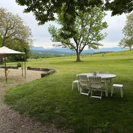 Château De Savigny - Ours 3* Savigny (Haute-Savoie)